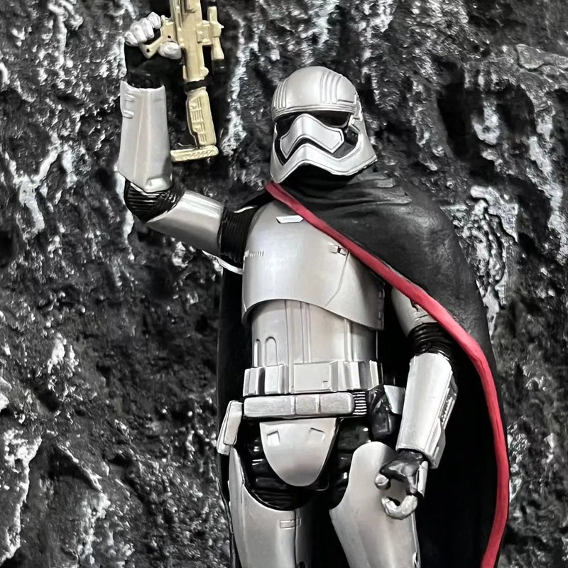 Star Wars Black Series – First Order Captain Phasma & Commander Snowtrooper 6" Action Figure Collectible